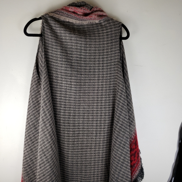 Andrew Marc NY Vest Wrap - Picture 6 of 7